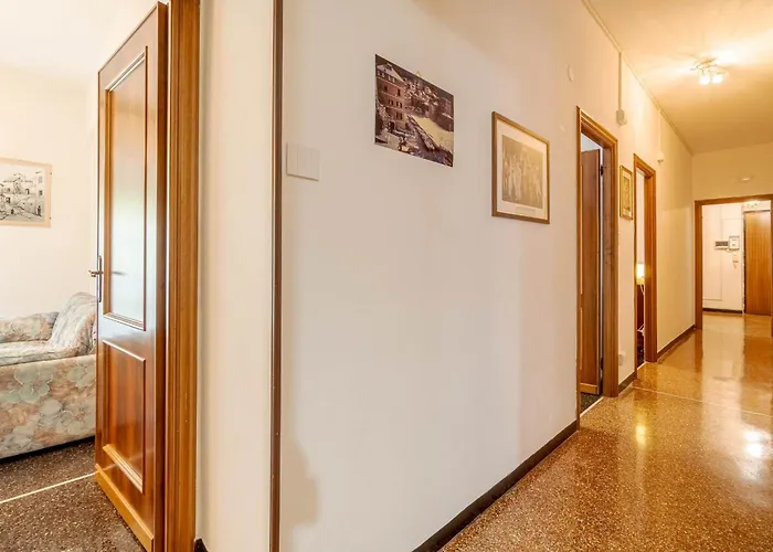 Casa Ida! Sampierdarena Vintage & Roomy Apartment